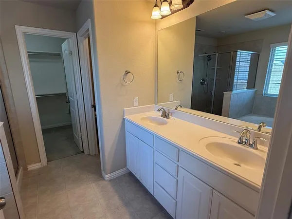 $3,700 | 309 Sir Brine Drive, Lewisville, TX 75056