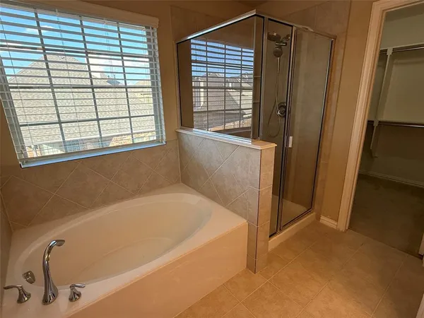 $3,700 | 309 Sir Brine Drive, Lewisville, TX 75056