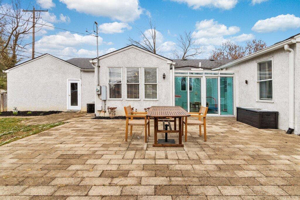 2171 Harwitch Road Columbus, OH 43221 - Photo 32 of 34 2171 Harwitch Road-33.jpg-SMALL