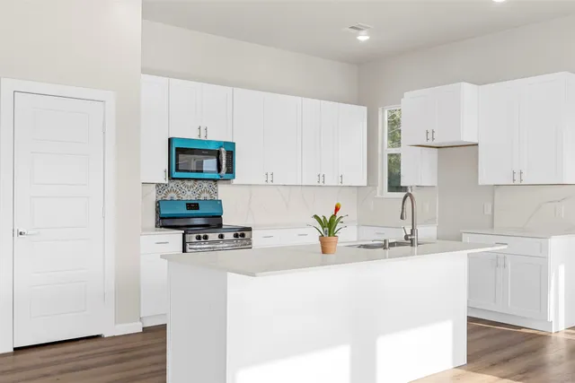 $2,000 | 56 Road 5604 Cleveland Tx 77327, Cleveland, TX 77327