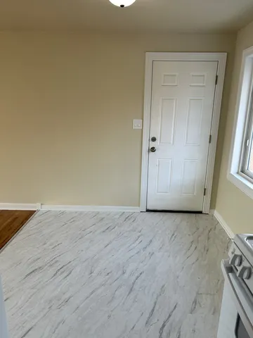 $1,450 | 1002 Parkwood Drive, Unit 2E, Joliet, IL 60432