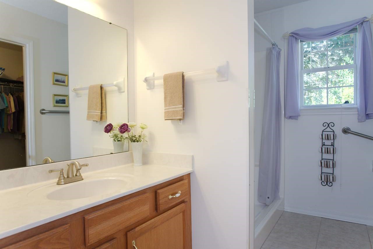 161 Pennbrooke Loop Foley, AL 36535 - Photo 18 of 37 Master bathroom
