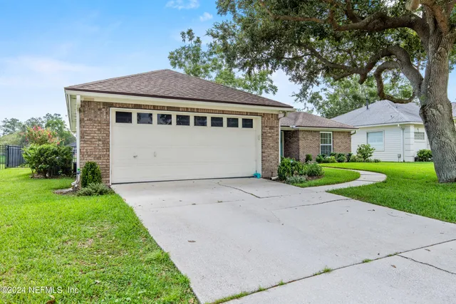 $2,600 | 1587 Shelter Cove Drive, Fleming Island, FL 32003