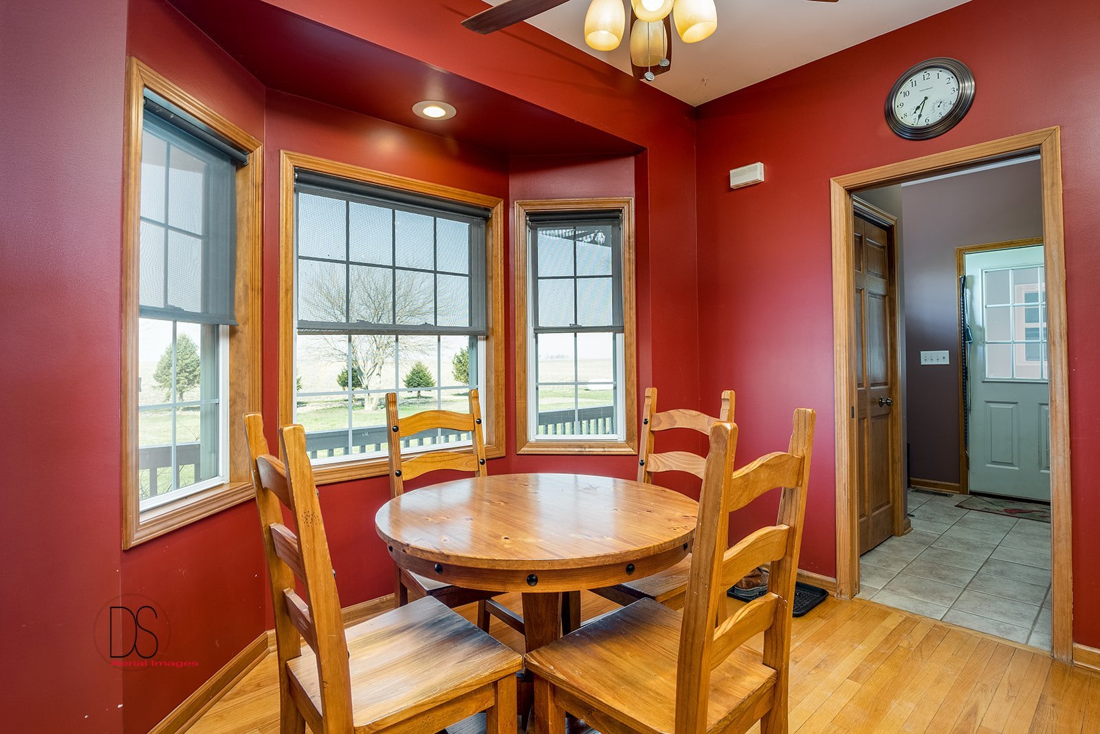 3527 East 11th Road Ottawa, IL 61350 - Photo 8 of 43