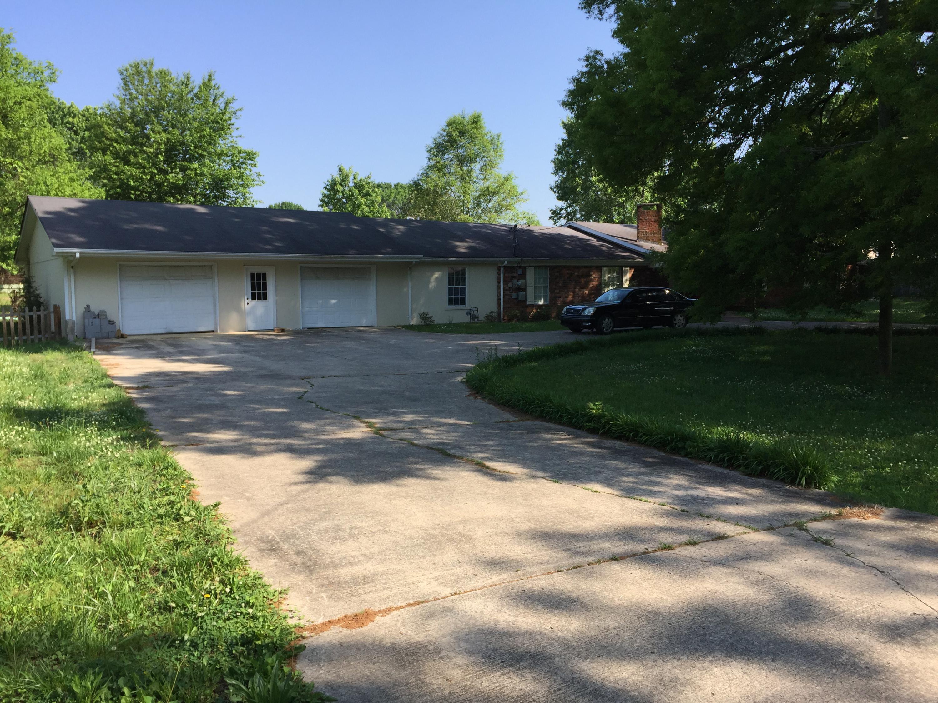 7709 Hale Road Hixson, TN 37343 - Photo 2 of 15 IMG_2692