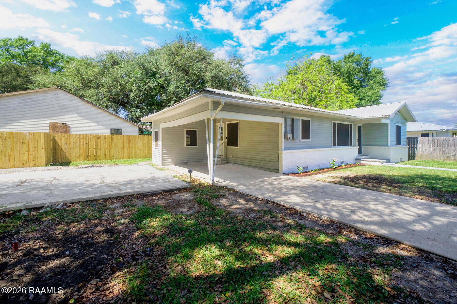 404 9th Street Breaux Bridge, LA 70517 - Photo 2 of 12