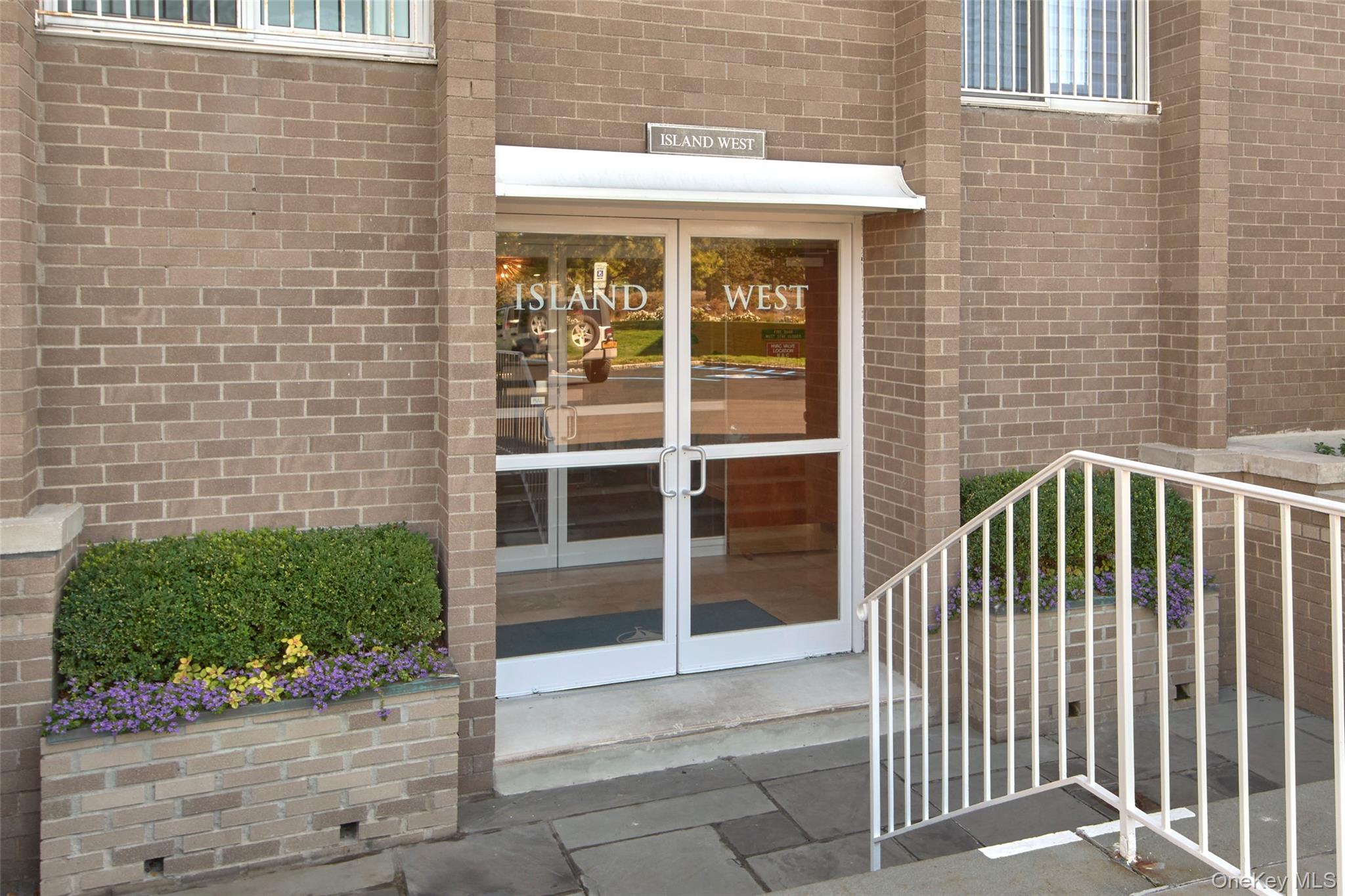720 Milton Road, Unit 4C WEST Rye, NY 10580 - Photo 3 of 21 a view of entryway