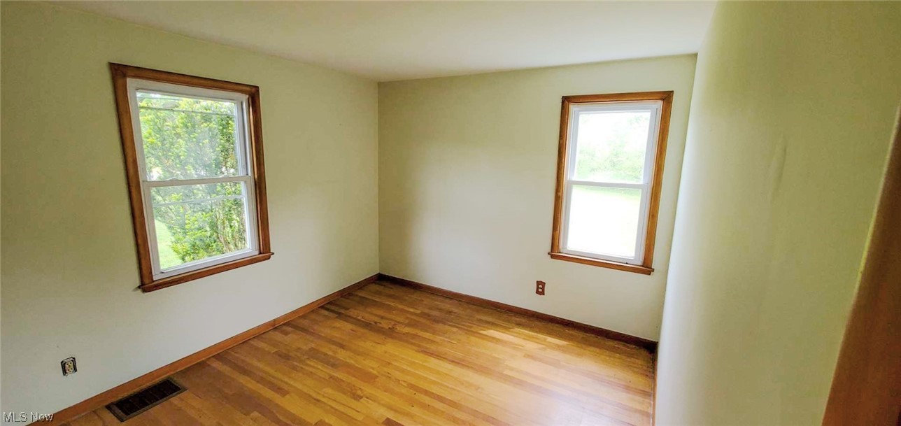 13521 Diagonal Road Lagrange, OH 44050 - Photo 12 of 19