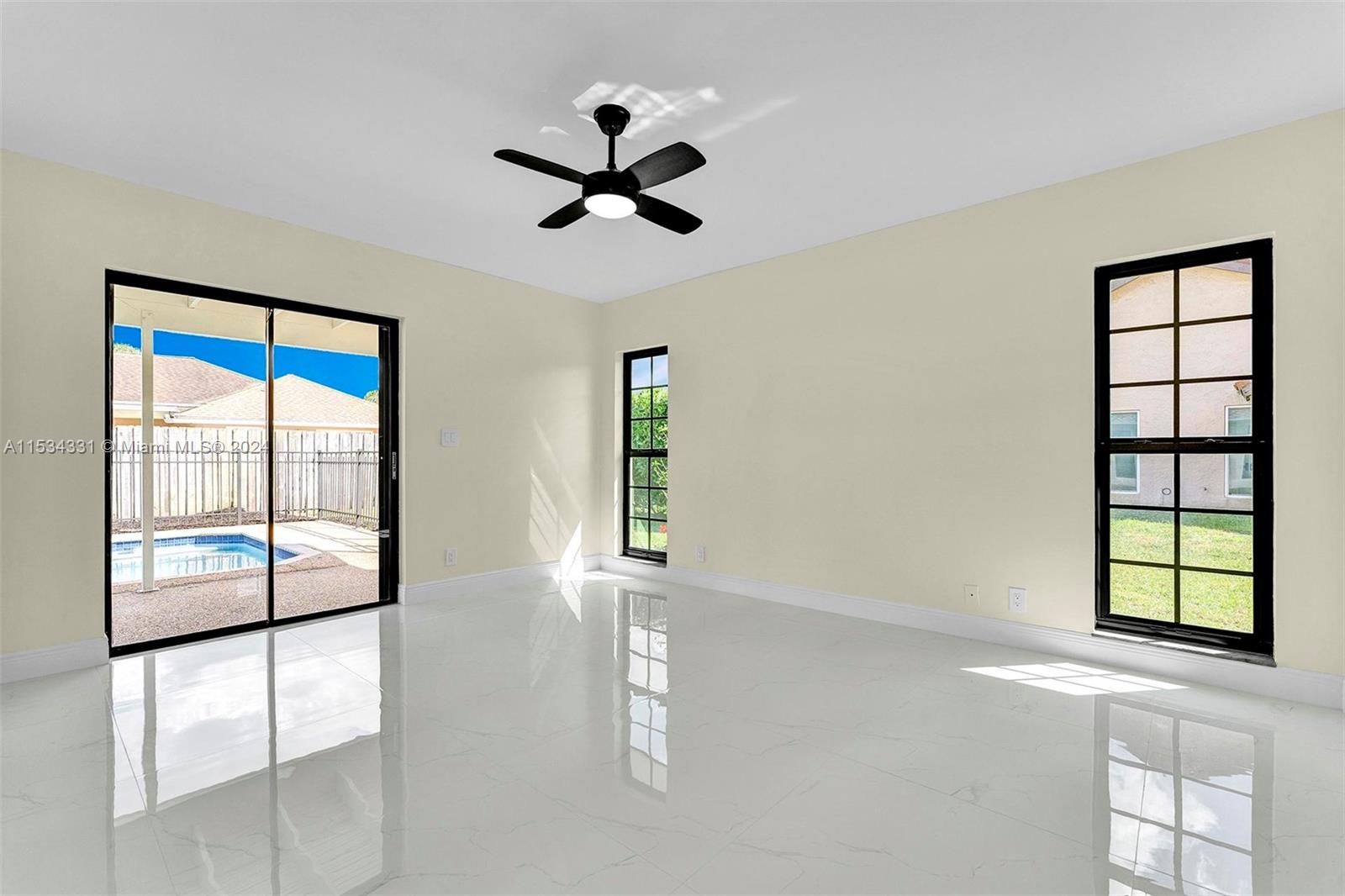 20871 Sugarloaf Lane Boca Raton, FL 33428 - Photo 11 of 44 Gallery Image 11