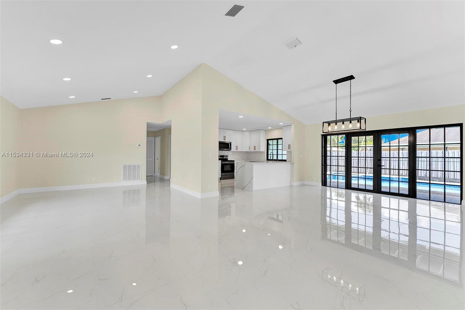 20871 Sugarloaf Lane Boca Raton, FL 33428 - Photo 2 of 44 Gallery Image 2