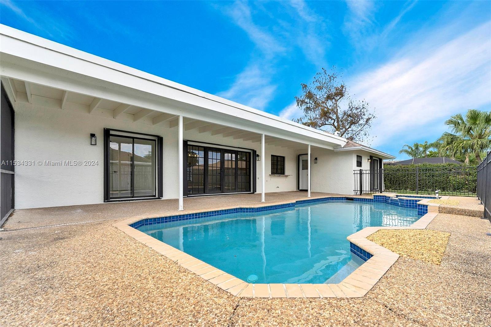 20871 Sugarloaf Lane Boca Raton, FL 33428 - Photo 32 of 44 Gallery Image 32