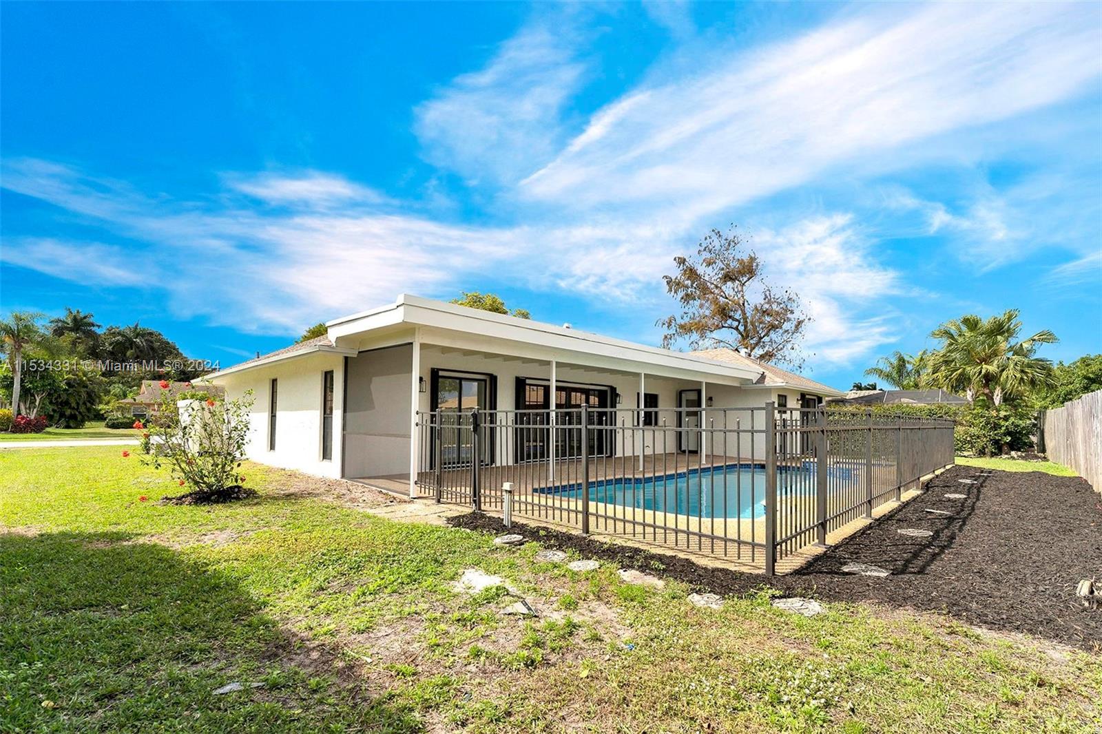 20871 Sugarloaf Lane Boca Raton, FL 33428 - Photo 34 of 44 Gallery Image 34