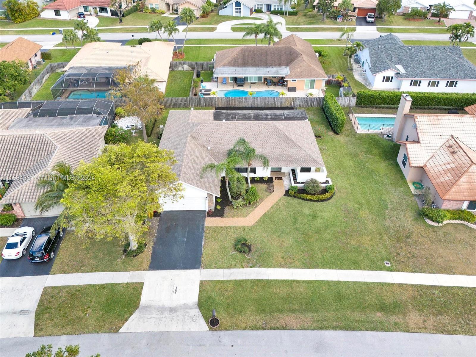 20871 Sugarloaf Lane Boca Raton, FL 33428 - Photo 37 of 44 Gallery Image 37