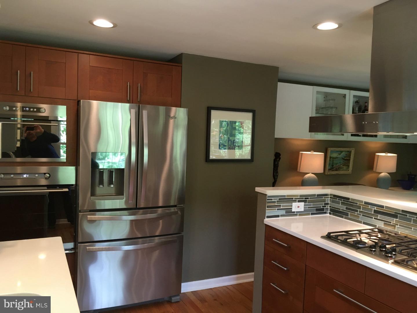 239 Arden Road Conshohocken, PA 19428 - Photo 4 of 15 Kitchen