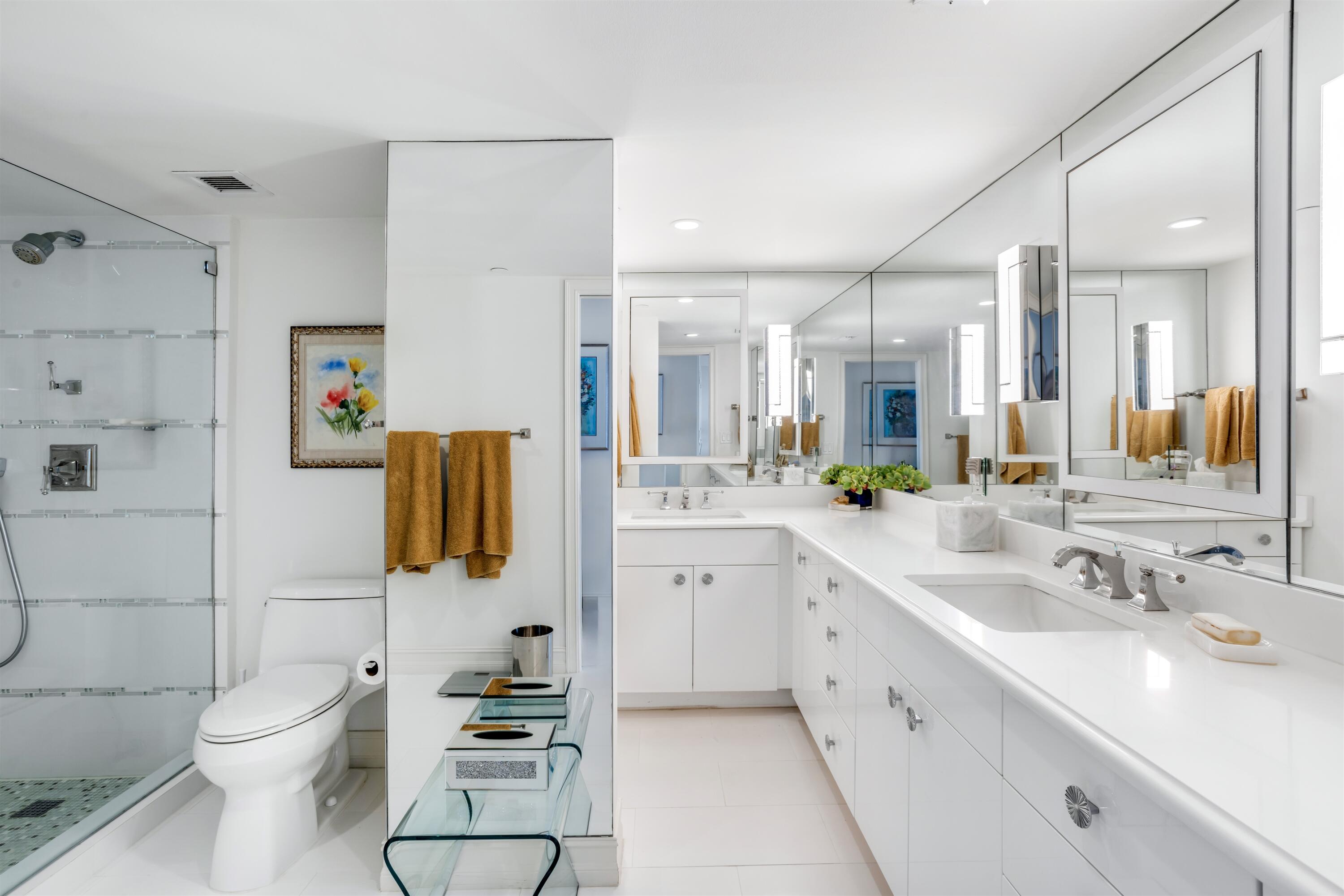 2600 South Ocean Boulevard, Unit 11E Boca Raton, FL 33432 - Photo 17 of 46 PRIMARY BATH