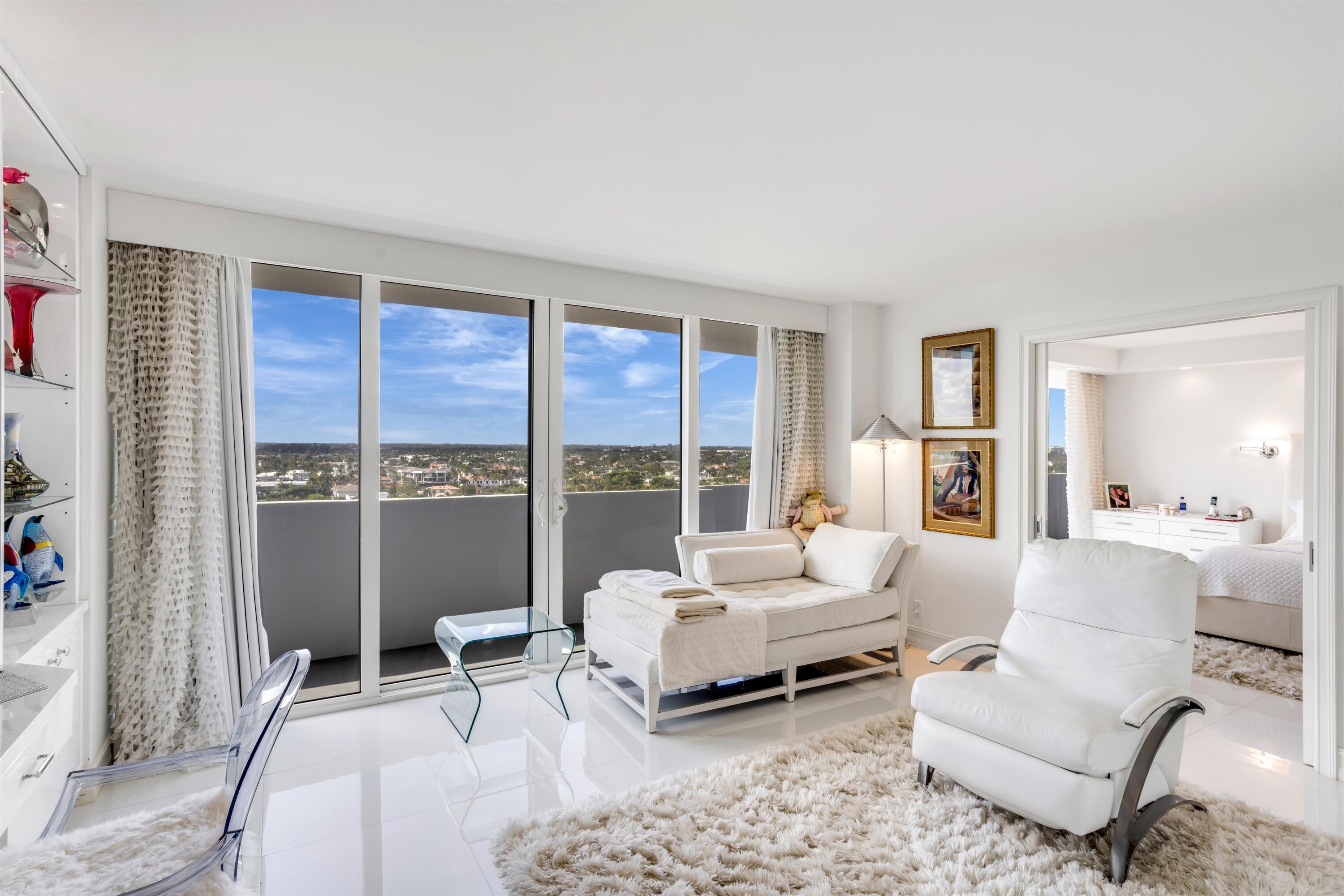 2600 South Ocean Boulevard, Unit 11E Boca Raton, FL 33432 - Photo 19 of 46 BEDROOM 2 / PRIMARY SEATING