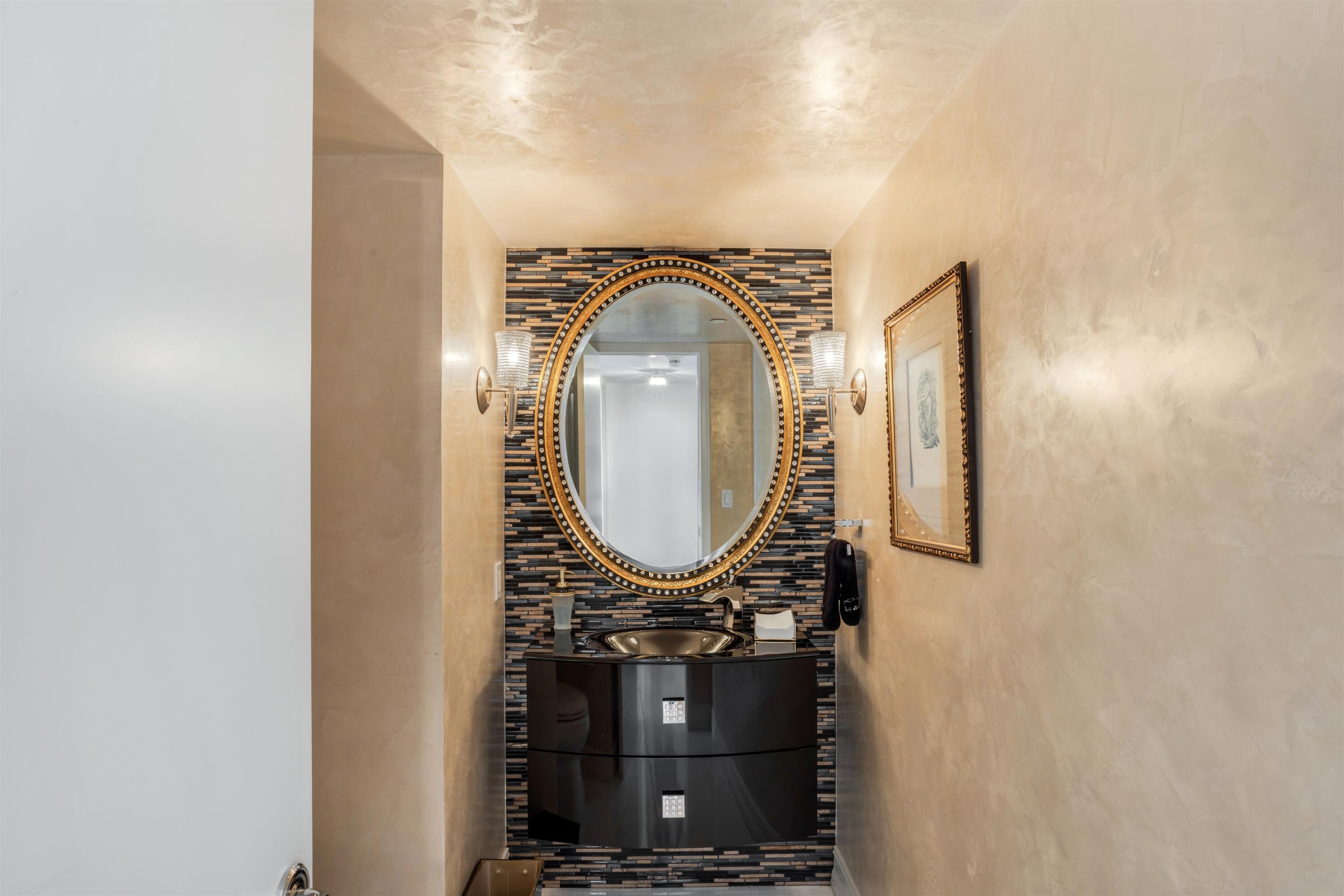 2600 South Ocean Boulevard, Unit 11E Boca Raton, FL 33432 - Photo 23 of 46 POWDER ROOM
