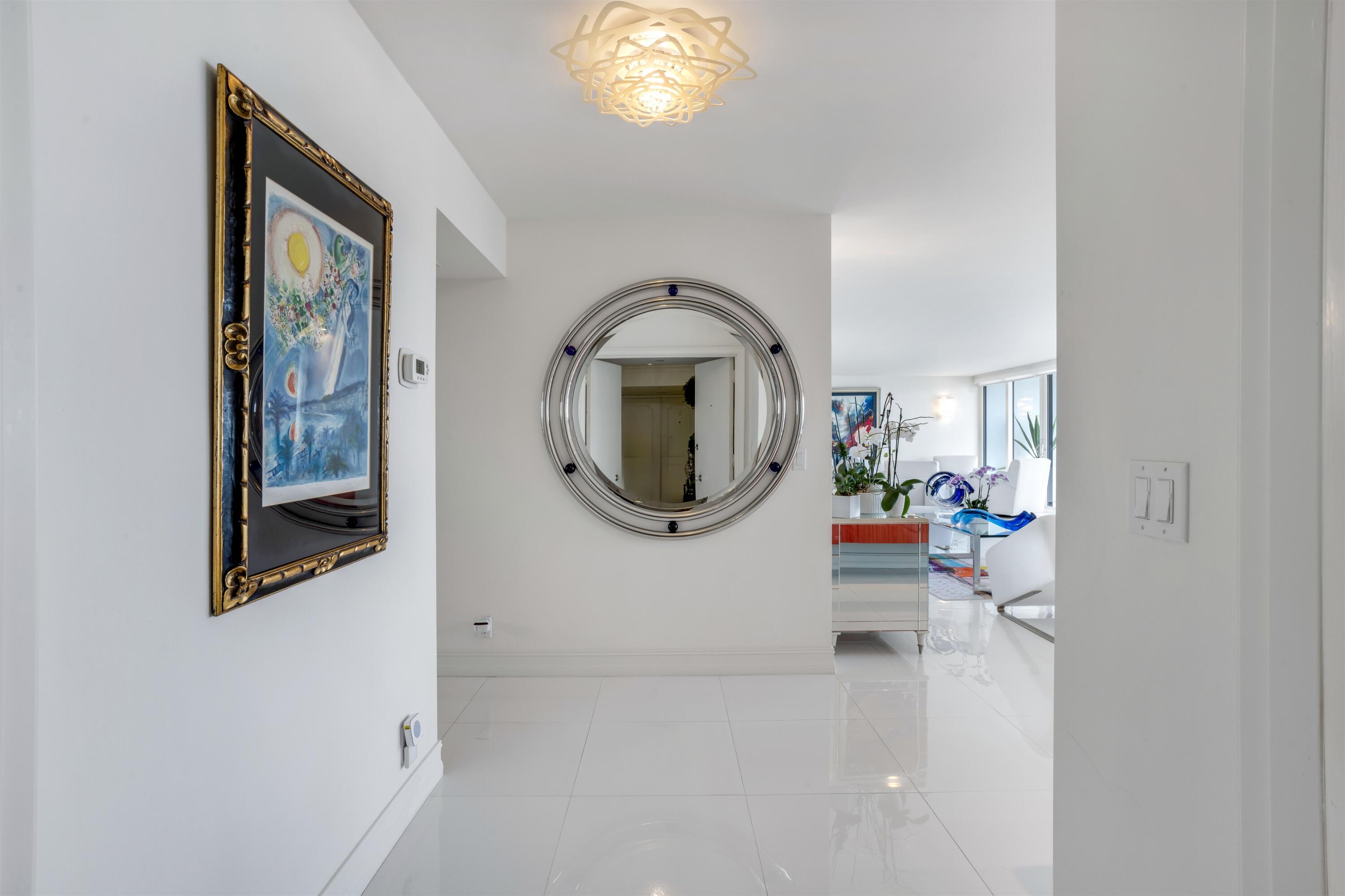 2600 South Ocean Boulevard, Unit 11E Boca Raton, FL 33432 - Photo 4 of 46 FOYER