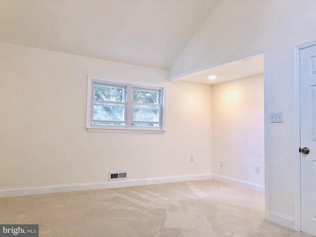 33 Duffryn Avenue Malvern, PA 19355 - Photo 12 of 24 Gallery Image 12