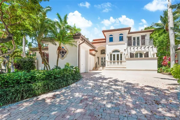 $17,000 | 13680 Deering Bay Drive, Unit 13680, Coral Gables, FL 33158