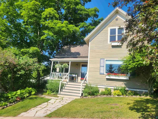 $329,000 | 233 North 4th Street, Bayfield, WI 54814