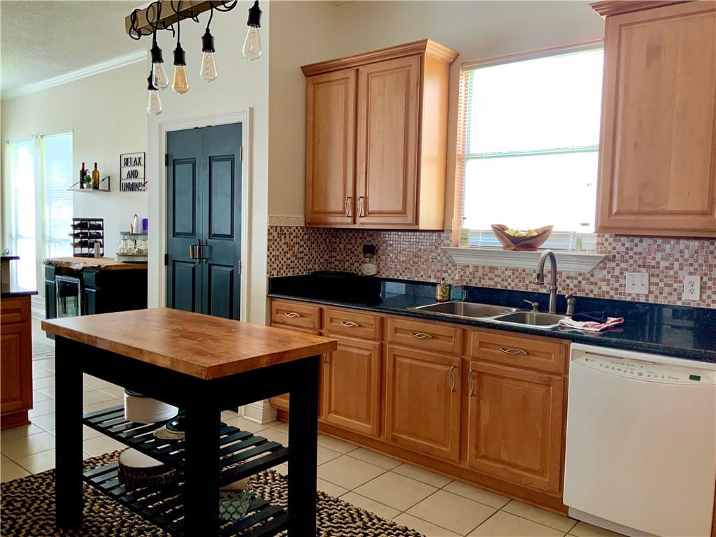 174 Lighthouse Point Slidell, LA 70458 - Photo 11 of 22