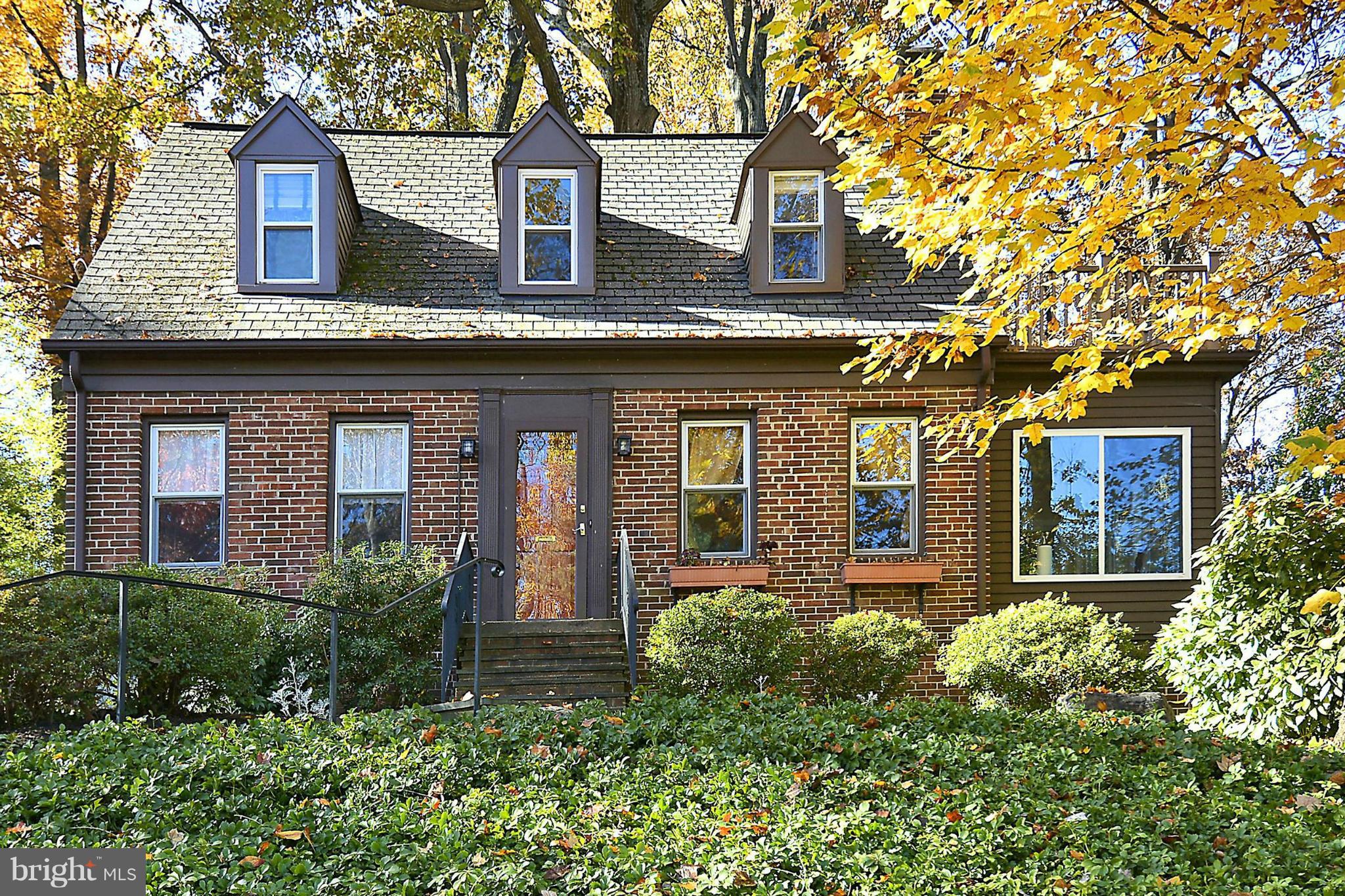 422 Windsor Street Silver Spring, MD 20910 - Photo 1 of 27 Exterior (Front)