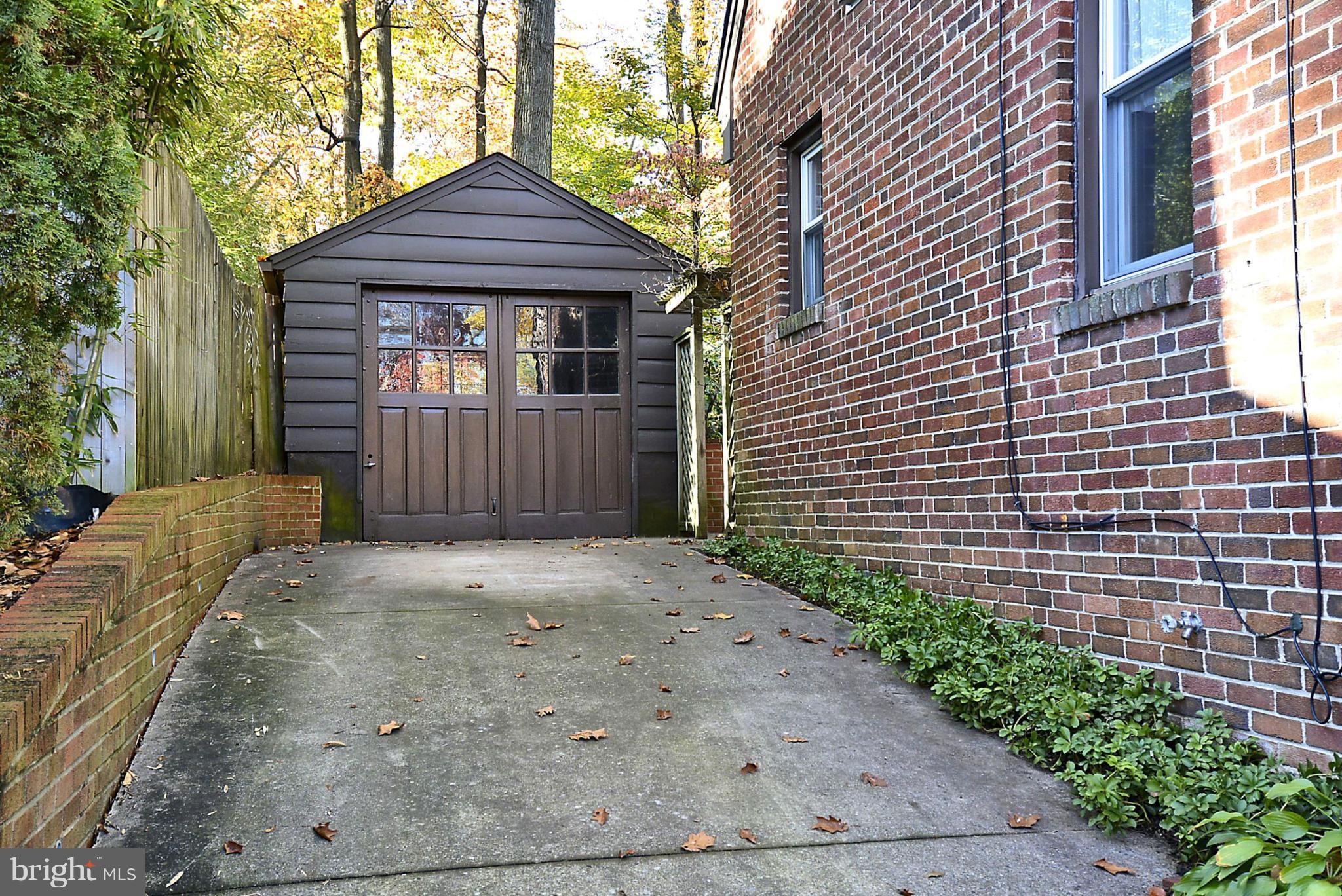 422 Windsor Street Silver Spring, MD 20910 - Photo 21 of 27 Exterior (Front)