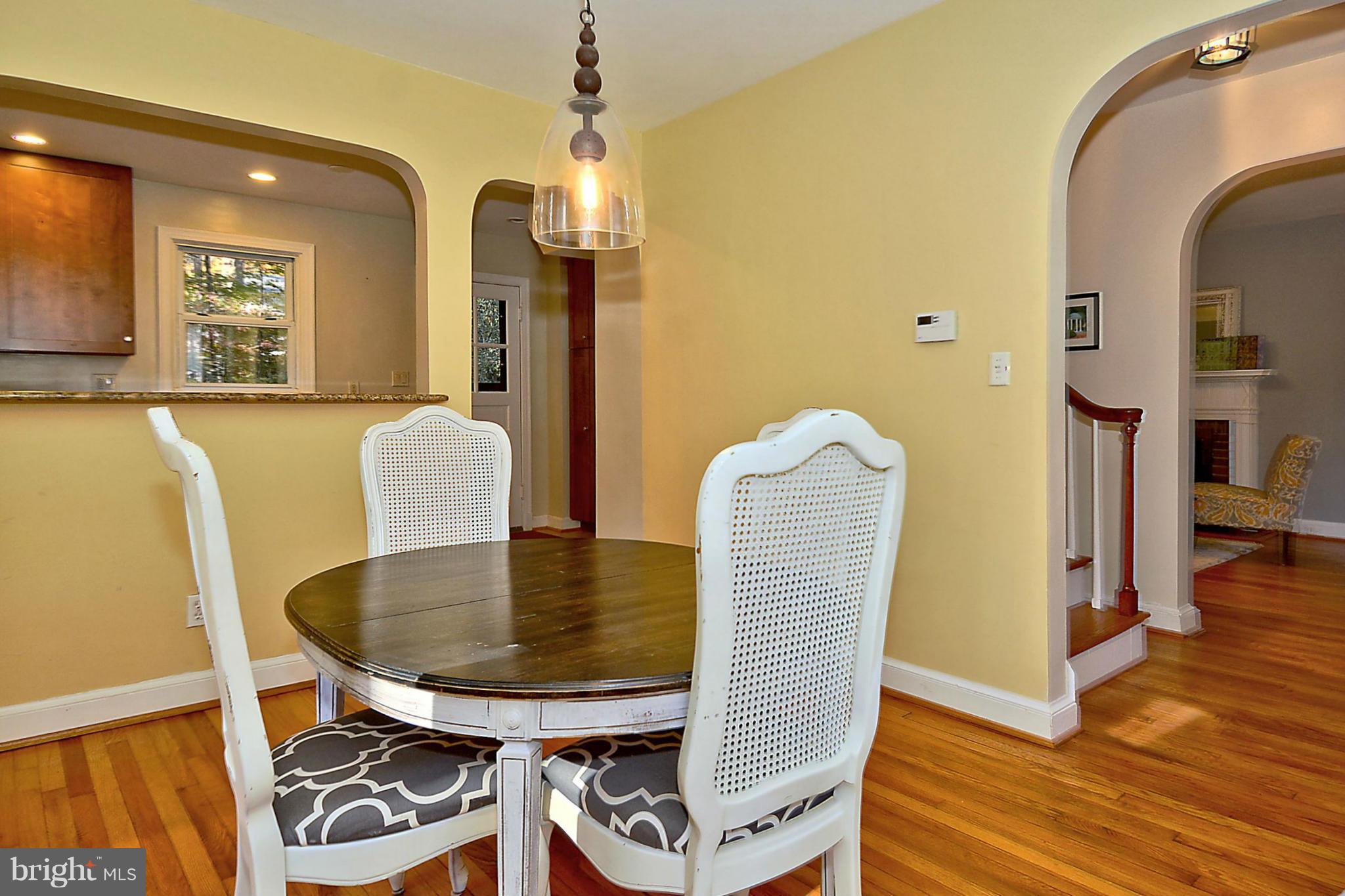 422 Windsor Street Silver Spring, MD 20910 - Photo 10 of 27 Dining Room