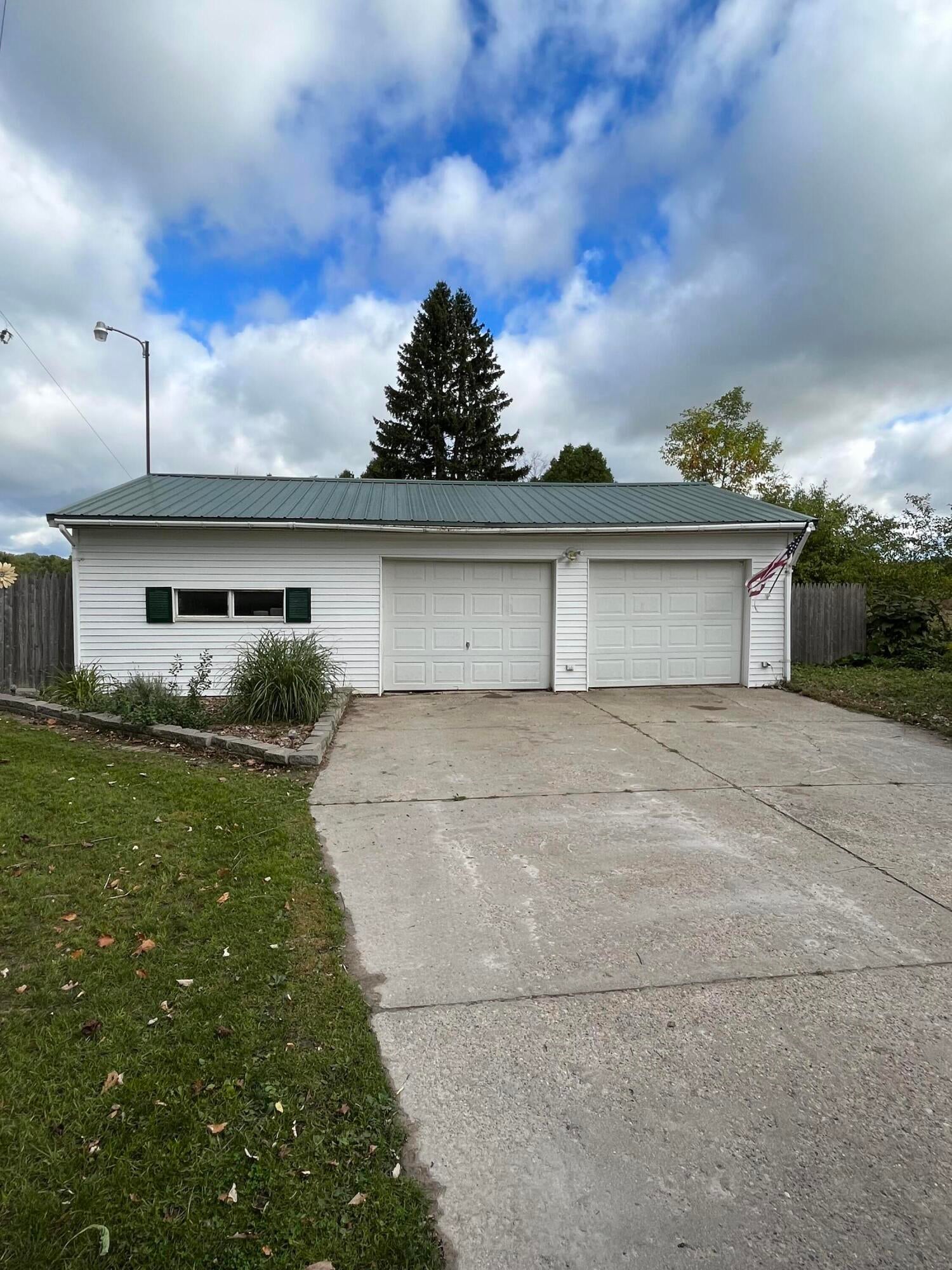 789 East Harrison Road Alma, MI 48801 - Photo 21 of 30 Gallery Image 21