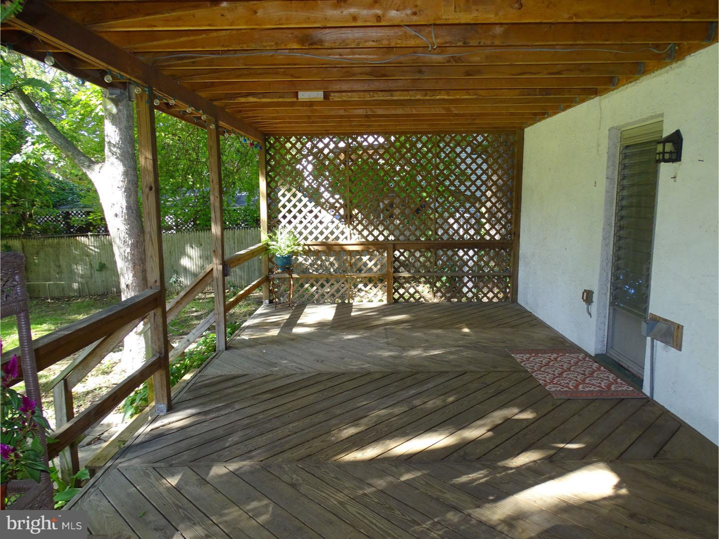 1704 New Rodgers Road Levittown, PA 19056 - Photo 14 of 20 Deck