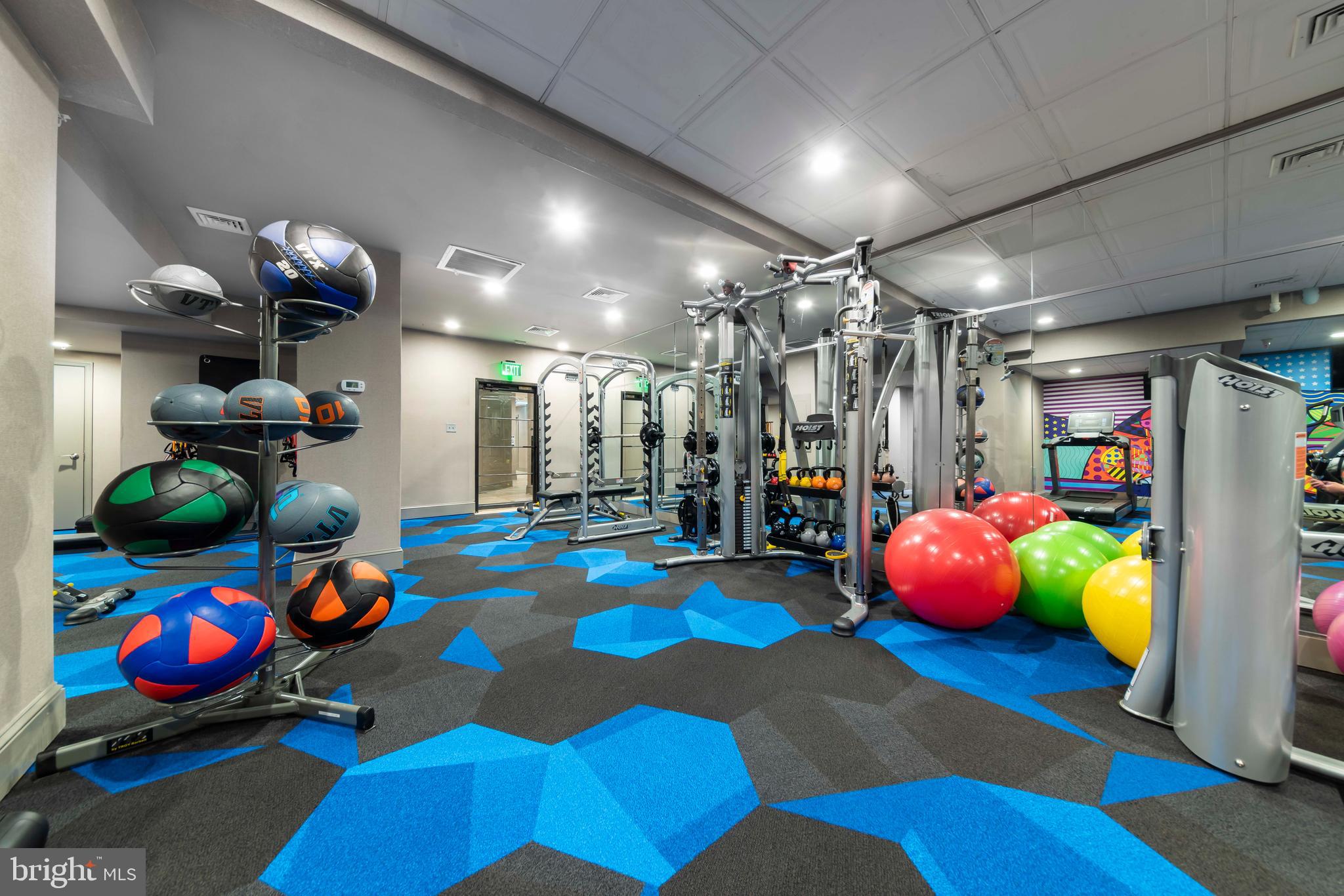 222 West Rittenhouse Square, Unit 2208 Philadelphia, PA 19103 - Photo 14 of 17