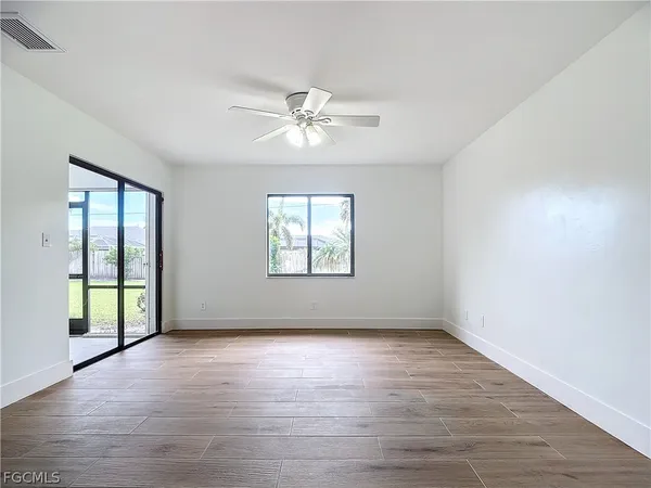 $3,100 | 88 Erie Drive, Naples, FL 34110