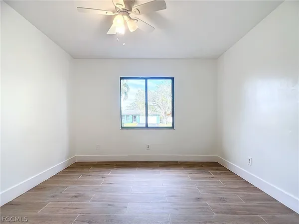 $3,100 | 88 Erie Drive, Naples, FL 34110