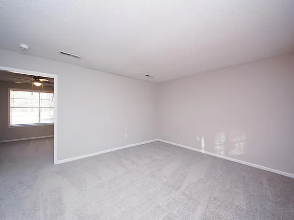 $1,725 | 106 Barshay Drive, Summerville, SC 29483