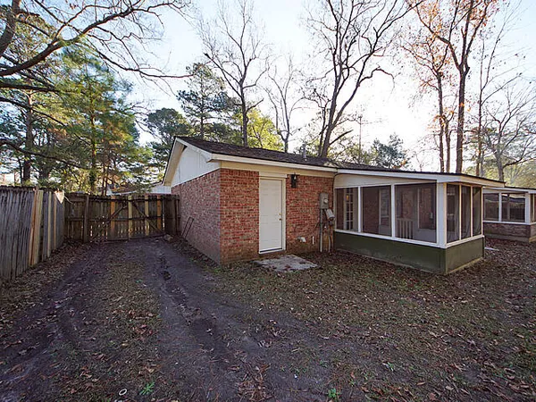 $1,725 | 106 Barshay Drive, Summerville, SC 29483