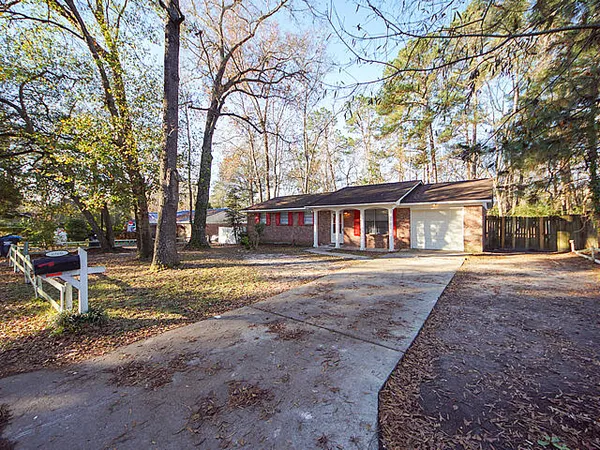 $1,725 | 106 Barshay Drive, Summerville, SC 29483