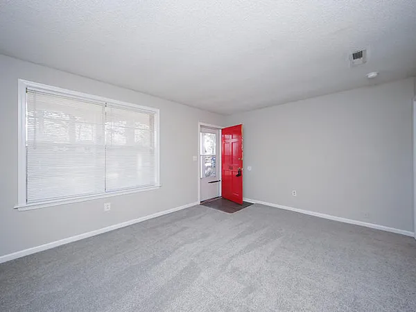 $1,725 | 106 Barshay Drive, Summerville, SC 29483