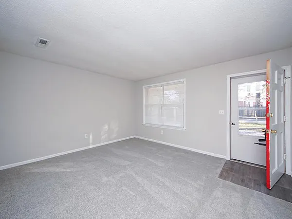 $1,725 | 106 Barshay Drive, Summerville, SC 29483