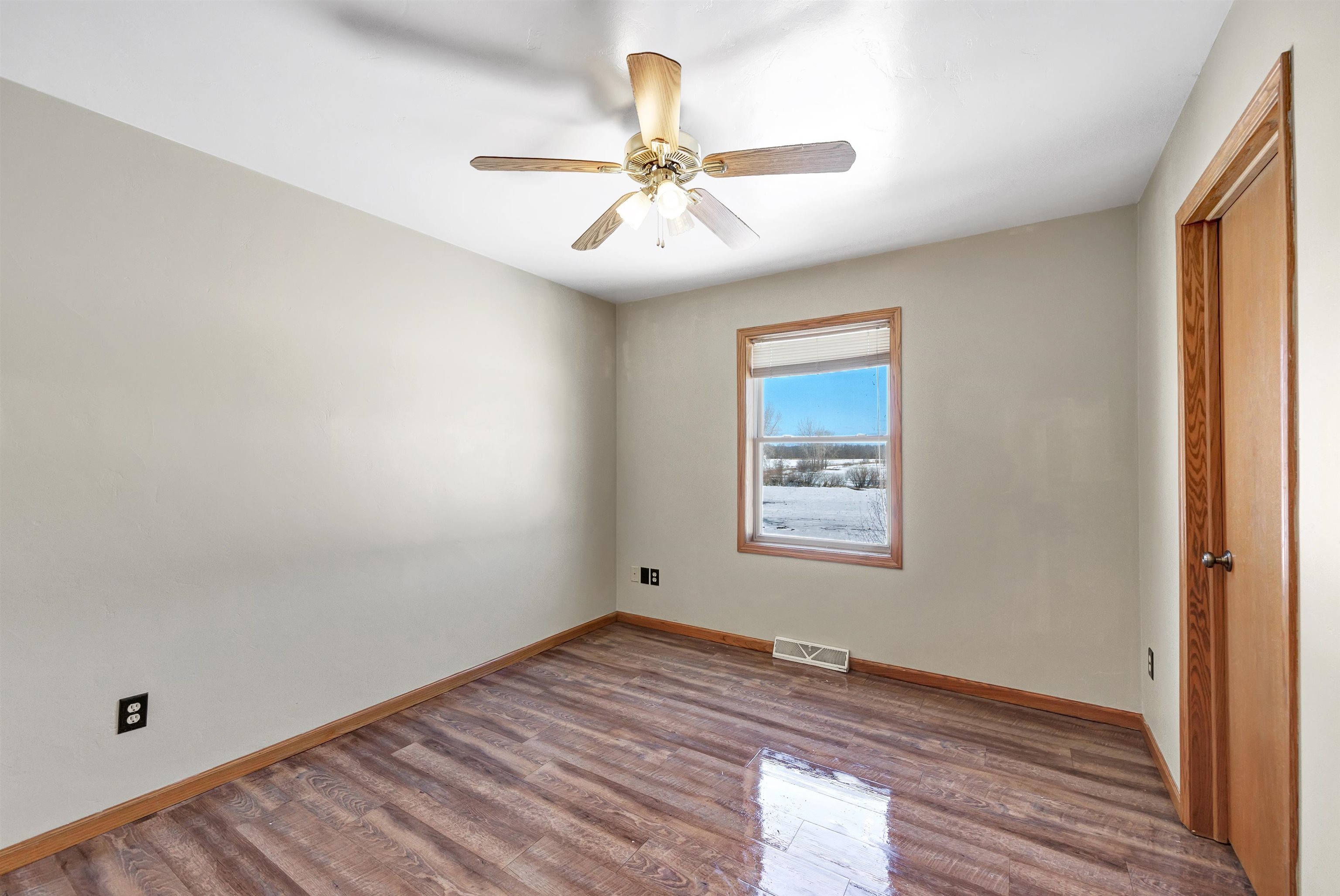 7920 Midway Road Lena, WI 54139 - Photo 25 of 38