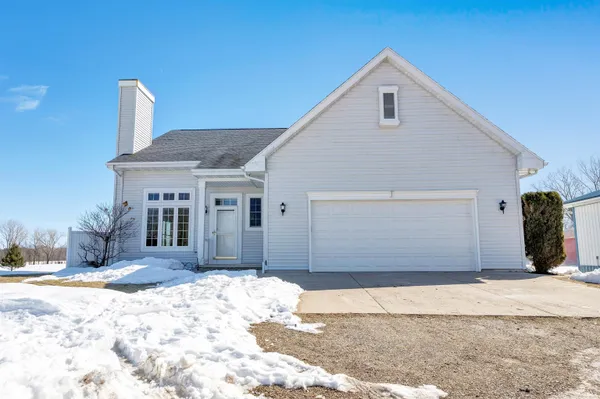 $509,900 | 7920 Midway Road, Lena, WI 54139