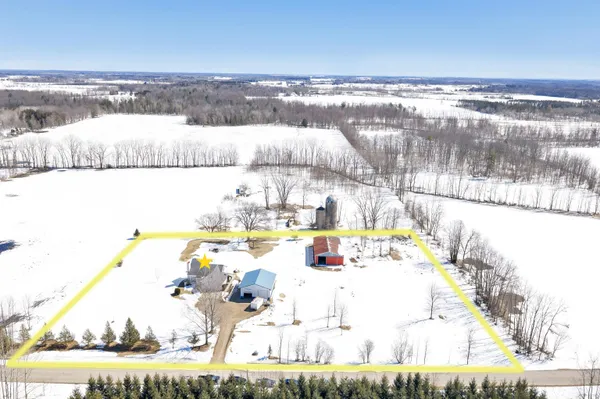 $509,900 | 7920 Midway Road, Lena, WI 54139