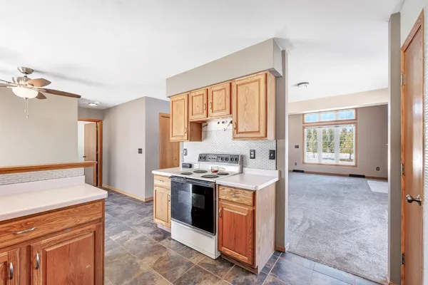 $509,900 | 7920 Midway Road, Lena, WI 54139