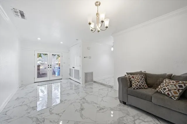 $1,395,000 | 505 Lakeside Drive, Seffner, FL 33584