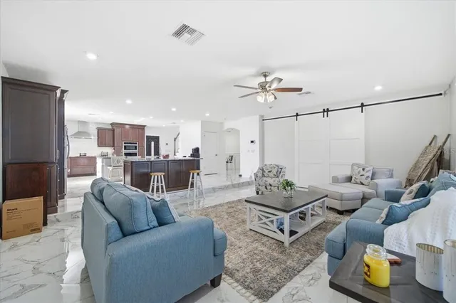 $1,395,000 | 505 Lakeside Drive, Seffner, FL 33584