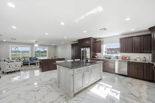 $1,395,000 | 505 Lakeside Drive, Seffner, FL 33584