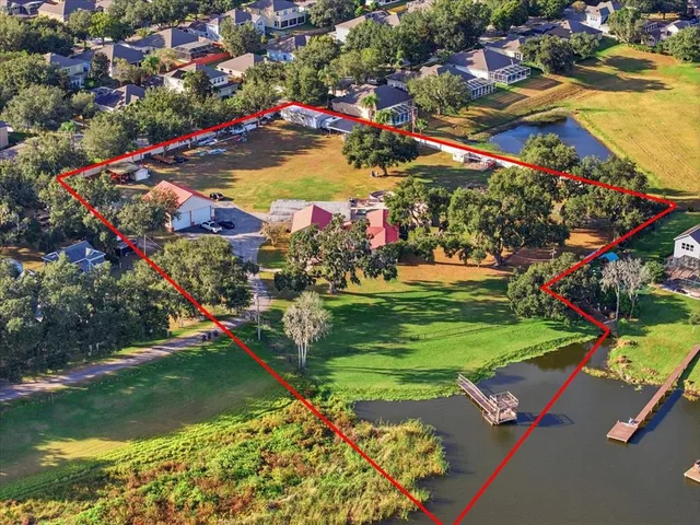 $1,395,000 | 505 Lakeside Drive, Seffner, FL 33584