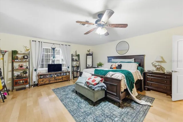 $1,395,000 | 505 Lakeside Drive, Seffner, FL 33584