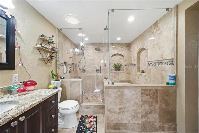 $1,395,000 | 505 Lakeside Drive, Seffner, FL 33584