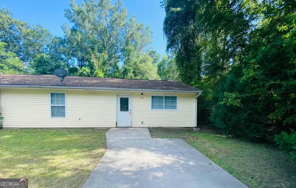 $1,250 | 240 West Dawson Avenue, Kingsland, GA 31548